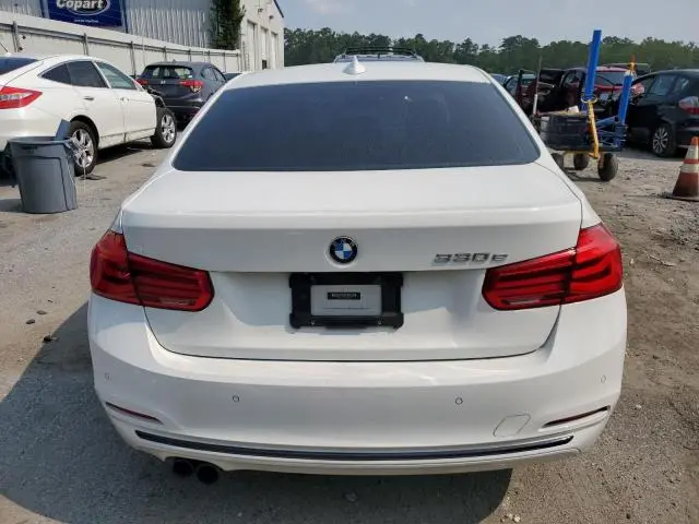 2017 BMW 330E   