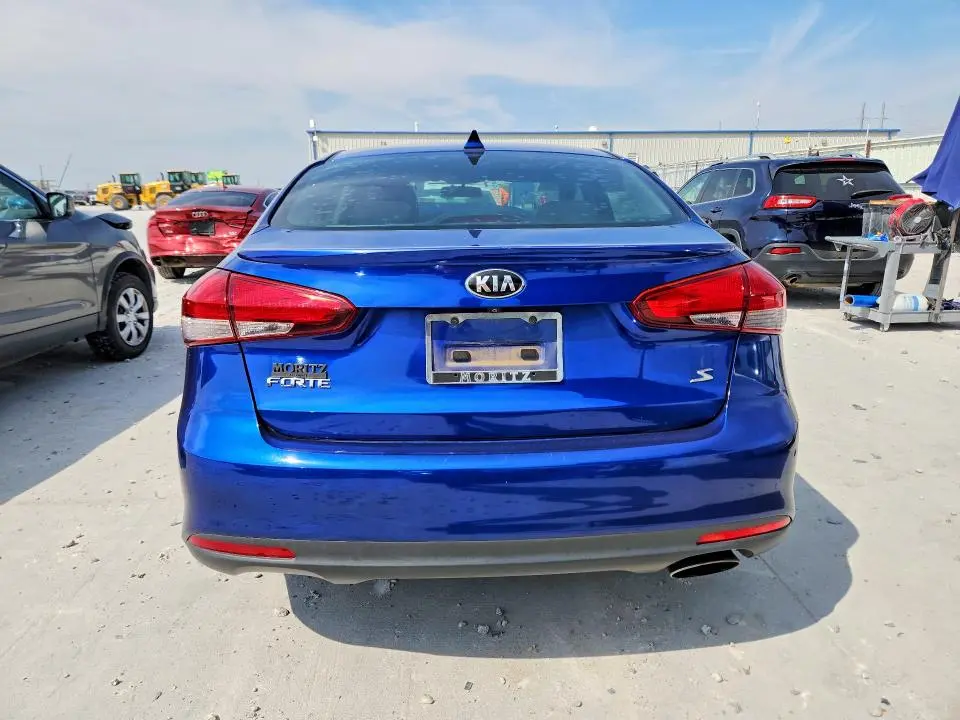 2017 KIA FORTE S  