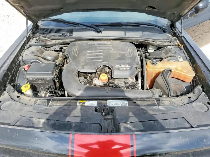 2013 DODGE CHALLENGER SXT  
