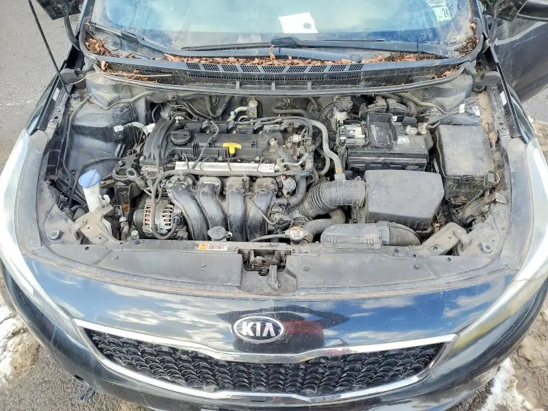 2017 KIA FORTE LX  
