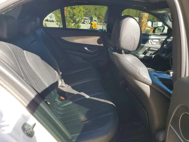 2017 MERCEDES-BENZ E 300  