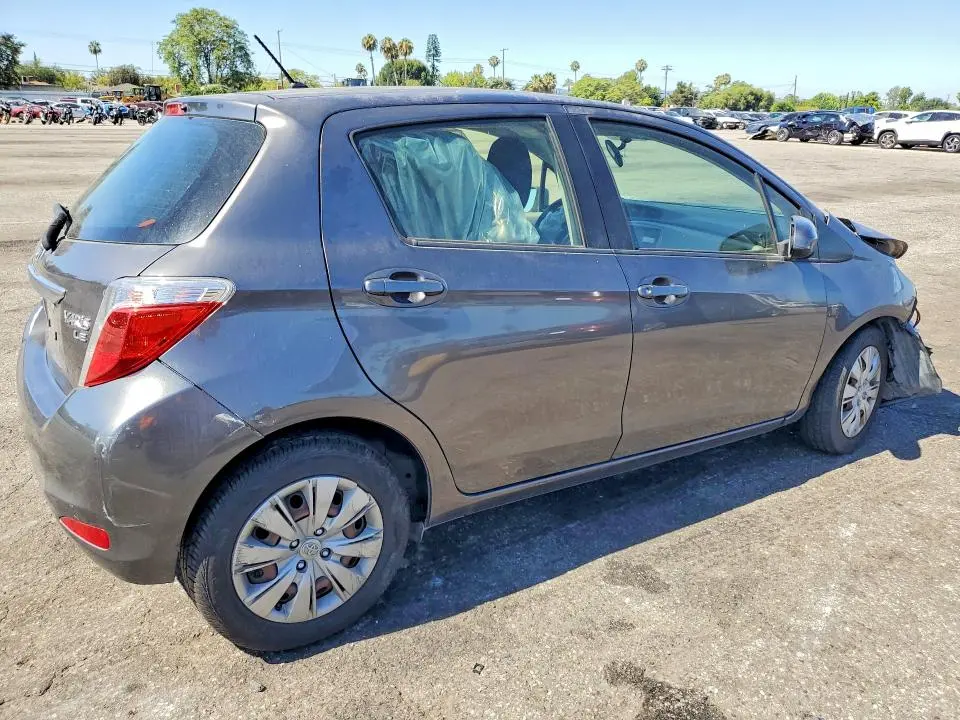 2014 TOYOTA YARIS 5-DOOR LE  