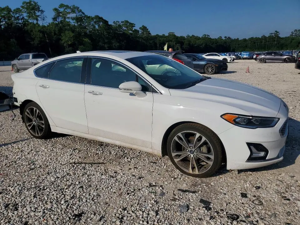 2020 FORD FUSION TITANIUM  