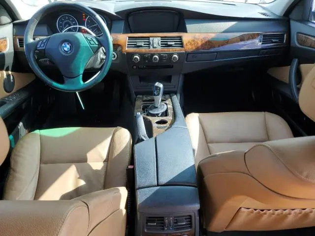 2010 BMW 528 I  