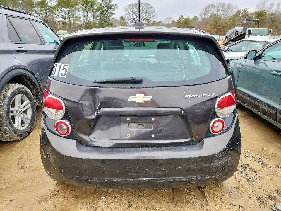 2015 CHEVROLET SONIC LT  