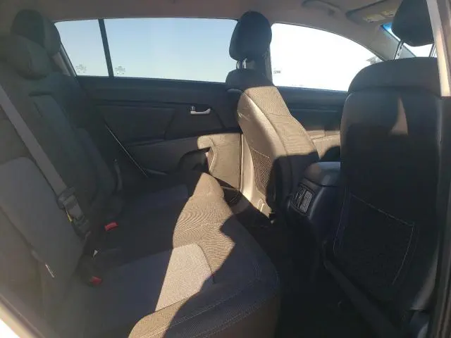 2016 KIA SPORTAGE LX  