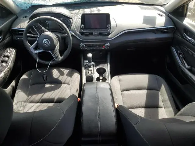 2021 NISSAN ALTIMA SV  