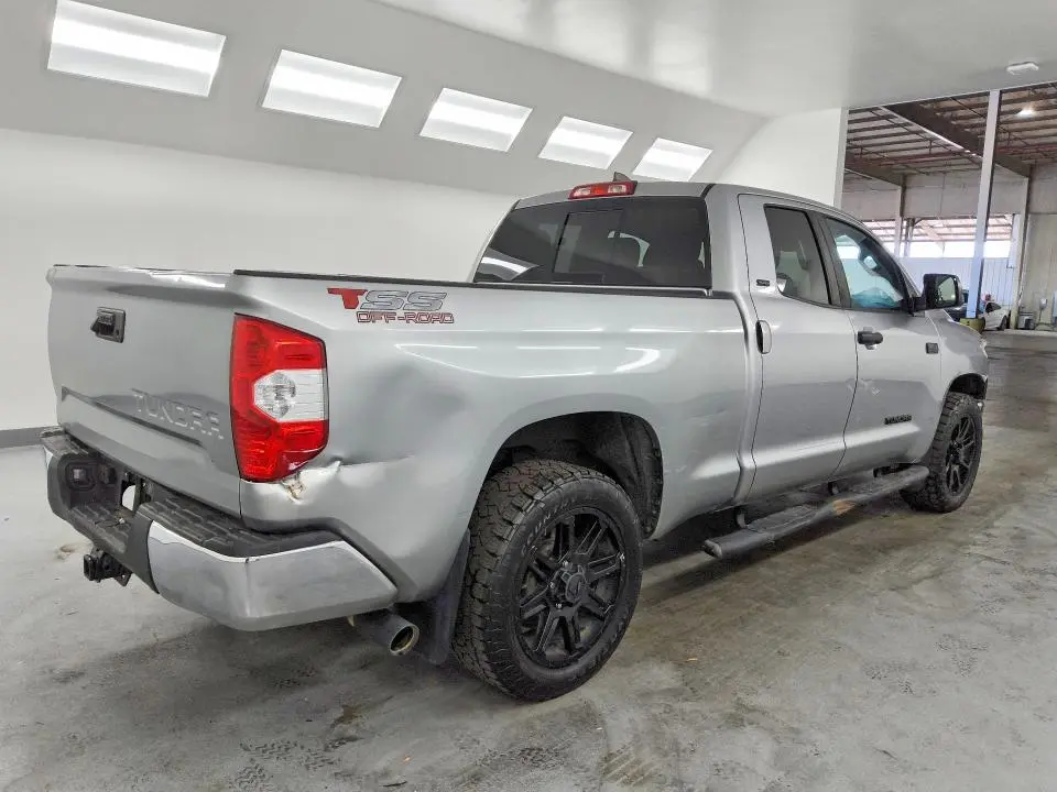 2020 TOYOTA TUNDRA SR5  
