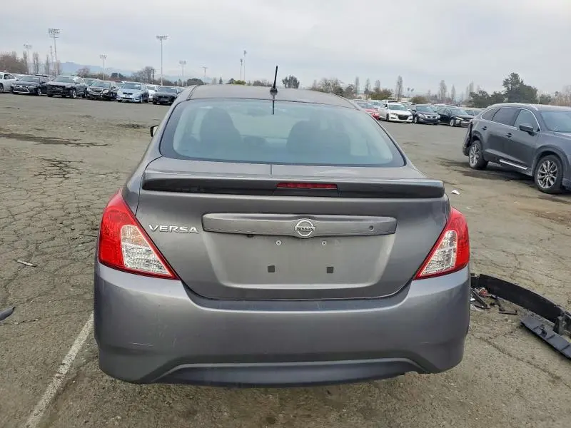 2019 NISSAN VERSA S  