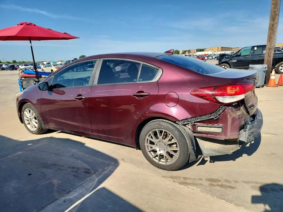 2017 KIA FORTE LX  