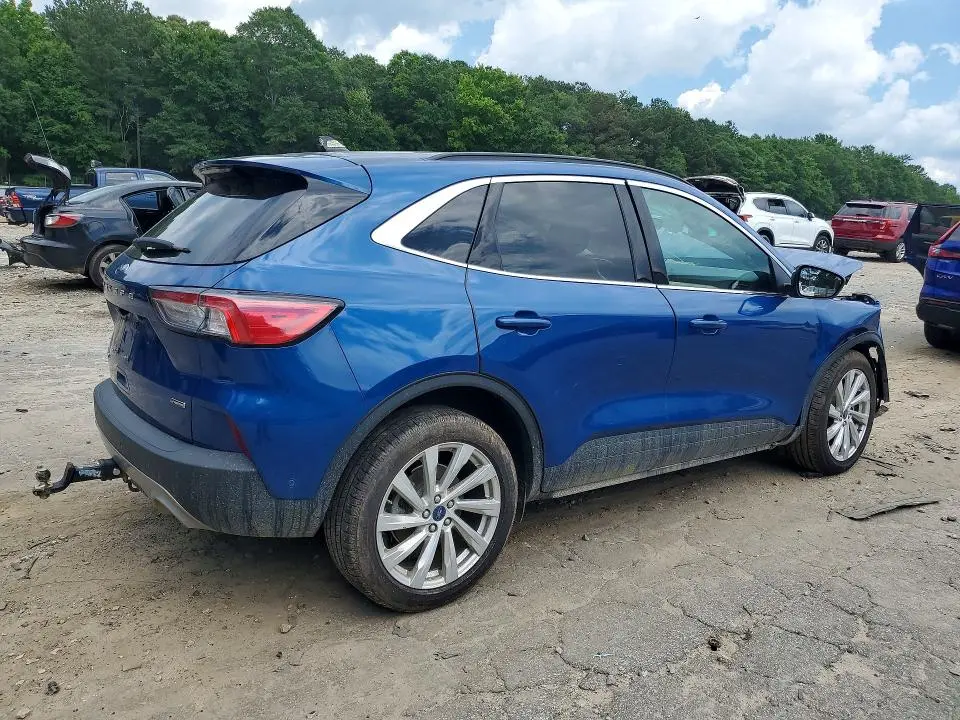 2022 FORD ESCAPE TITANIUM  