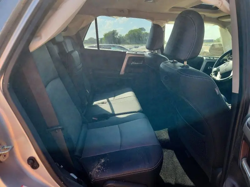 2023 TOYOTA 4RUNNER SR5 PREMIUM  