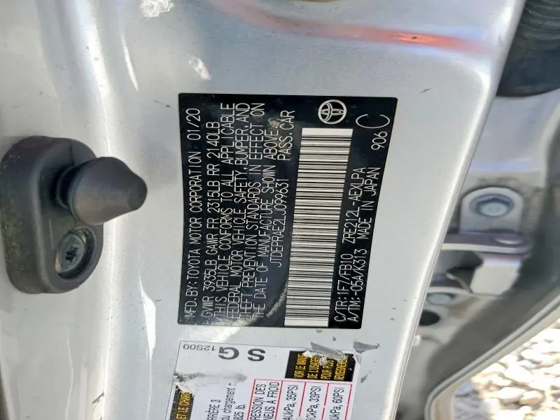 2020 TOYOTA COROLLA LE  