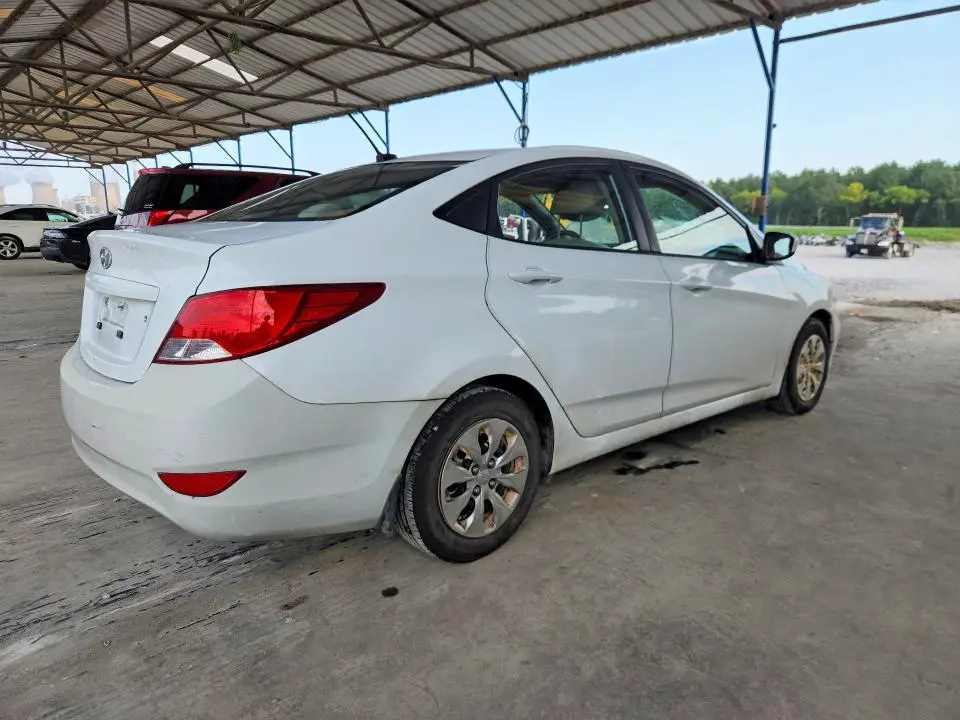 2016 HYUNDAI ACCENT SE  