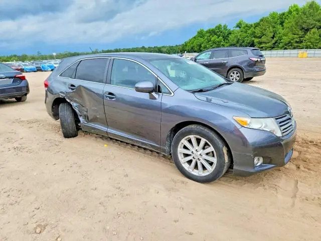 2012 TOYOTA VENZA LE  