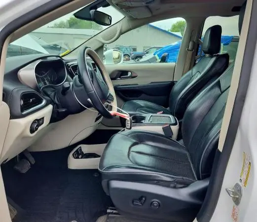 2018 CHRYSLER PACIFICA LIMITED  