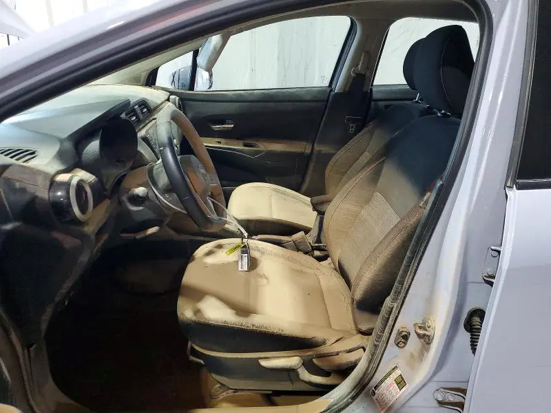 2025 NISSAN VERSA SR  
