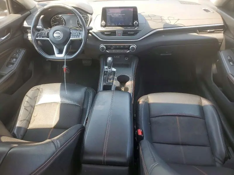 2021 NISSAN ALTIMA SR  