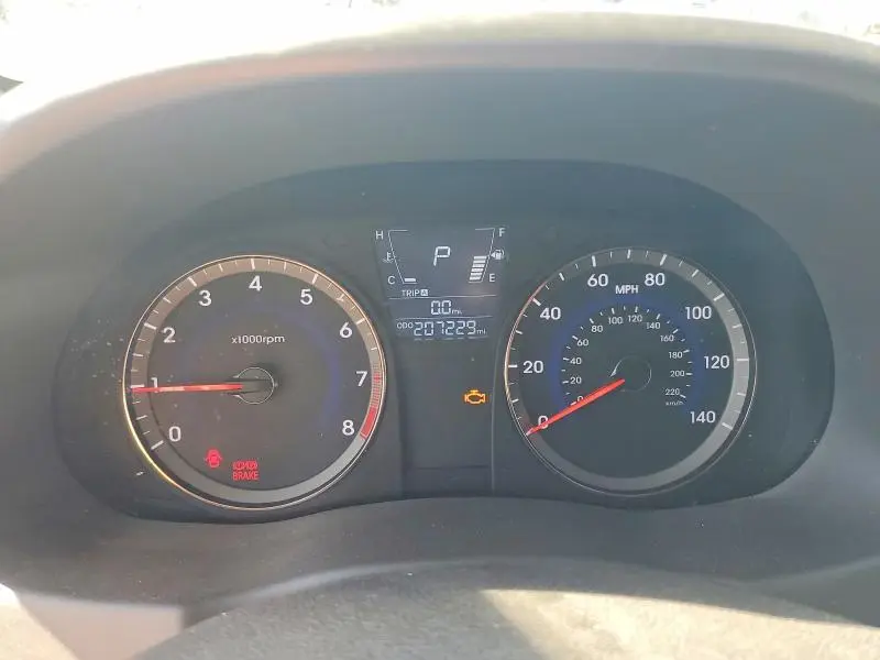 2014 HYUNDAI ACCENT GS  