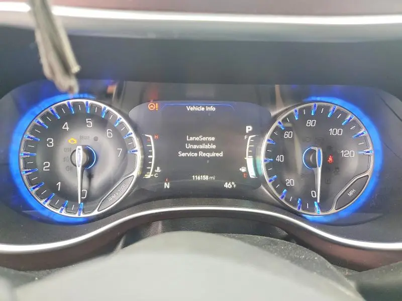 2017 CHRYSLER PACIFICA LIMITED  