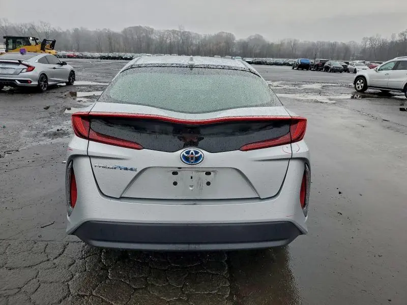 2022 TOYOTA PRIUS PRIME LE  