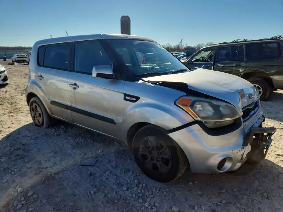 2013 KIA SOUL   