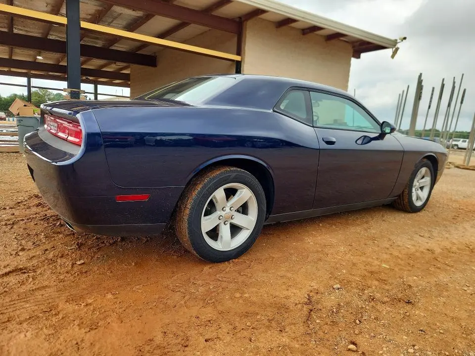 2013 DODGE CHALLENGER SXT  