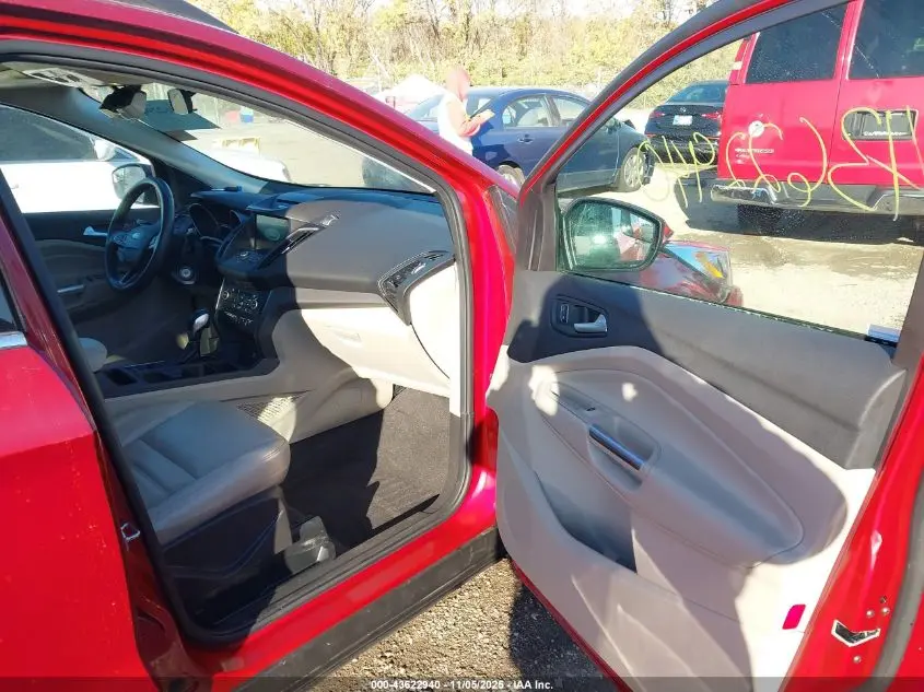 2018 FORD ESCAPE SEL