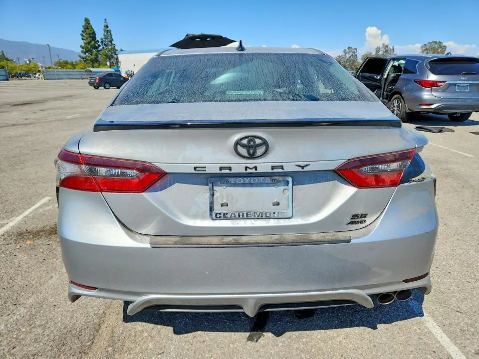 2022 TOYOTA CAMRY SE NIGHTSHADE  