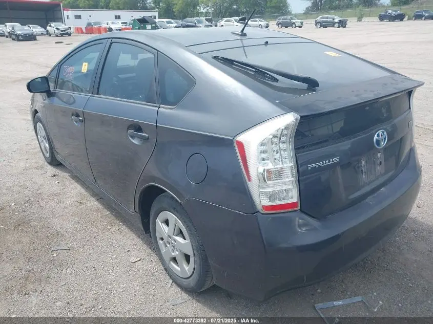 2010 TOYOTA PRIUS III