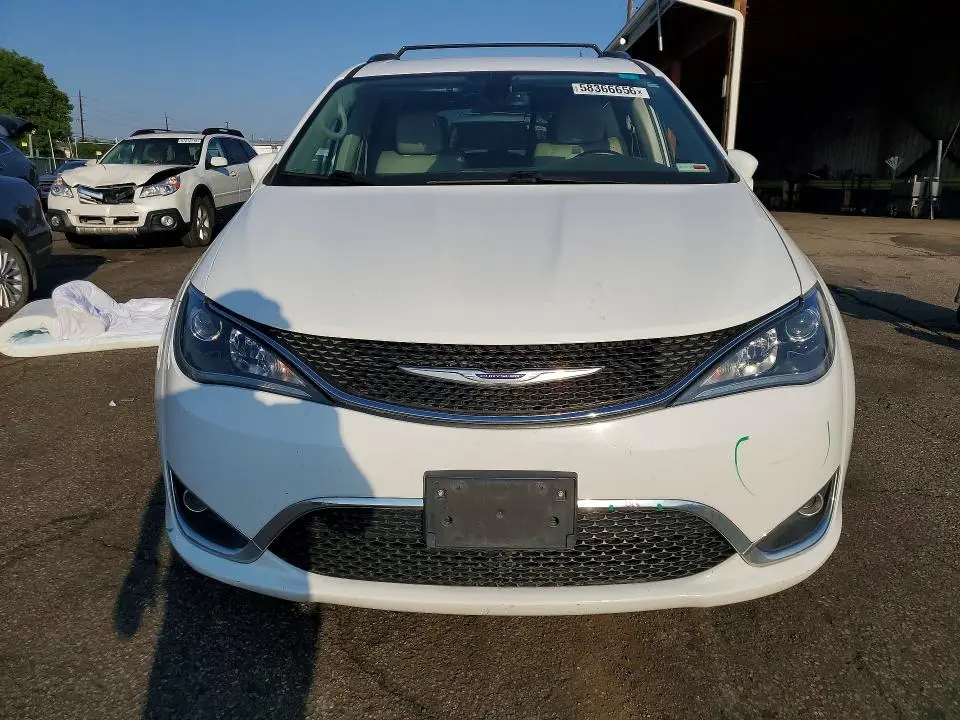 2019 CHRYSLER PACIFICA TOURING L  