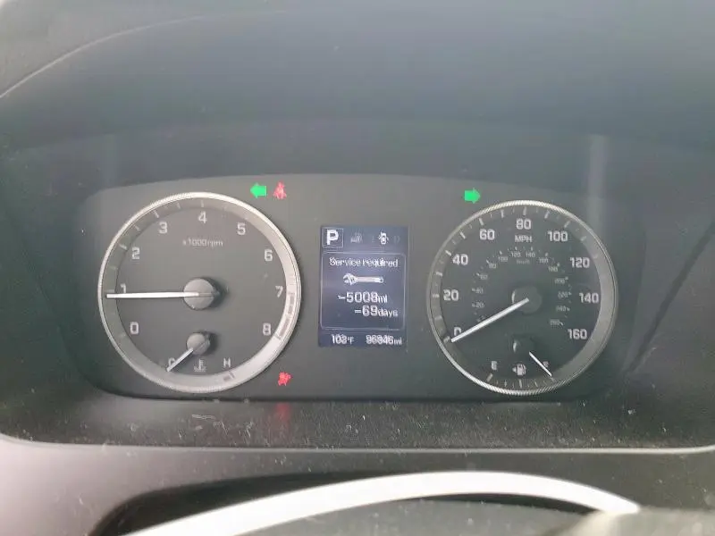 2016 HYUNDAI SONATA SPORT  