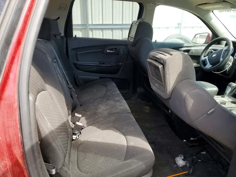 2010 CHEVROLET TRAVERSE LT  