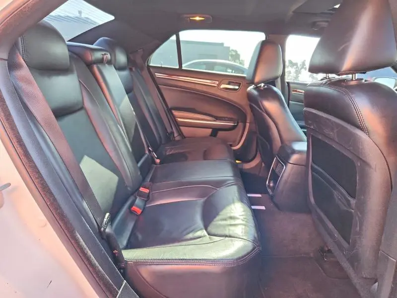 2012 CHRYSLER 300 LIMITED  