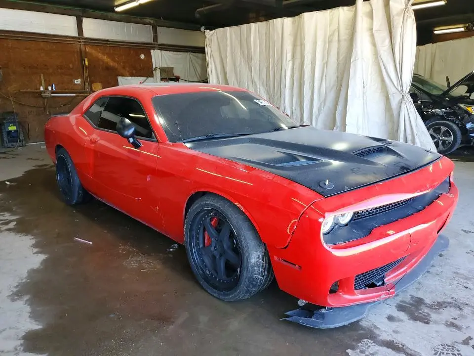 2016 DODGE CHALLENGER SRT HELLCAT  