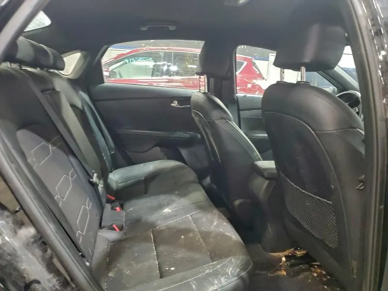 2022 KIA FORTE GT LINE  