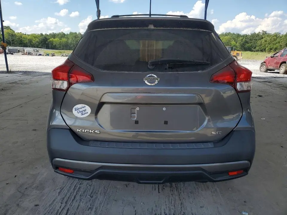 2019 NISSAN KICKS SR  