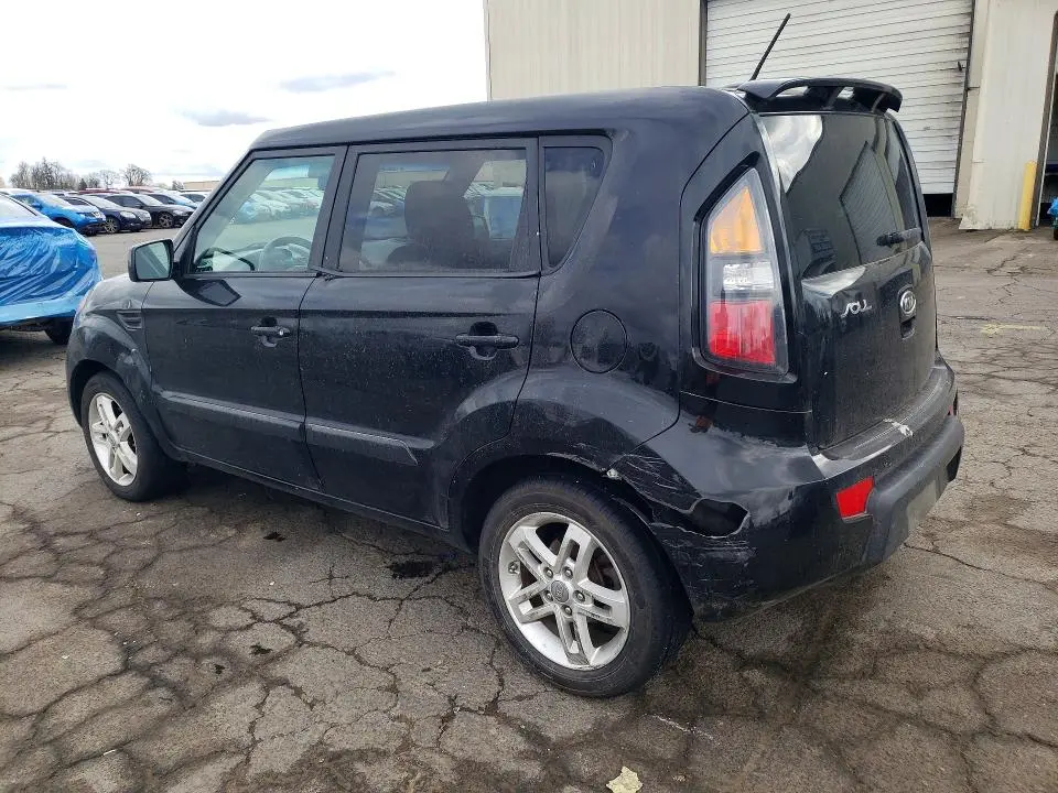 2011 KIA SOUL +  