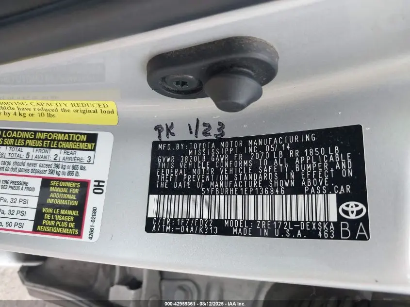 2014 TOYOTA COROLLA S PLUS