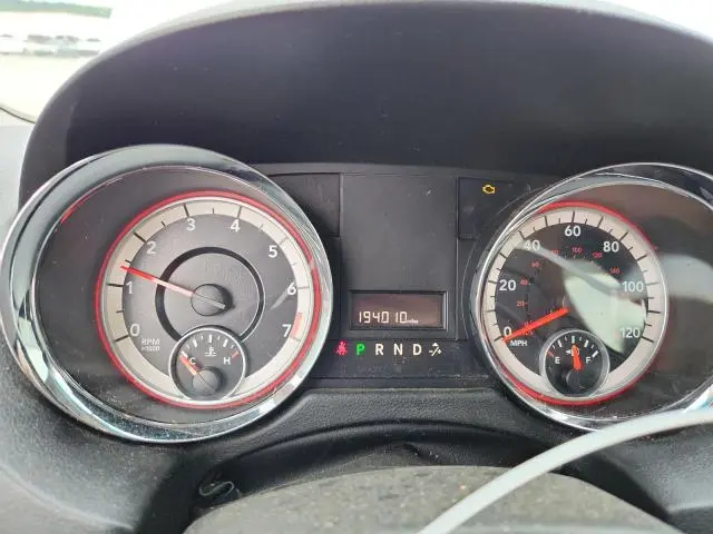 2014 DODGE GRAND CARAVAN SE  