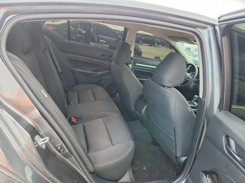 2023 NISSAN ALTIMA SV  