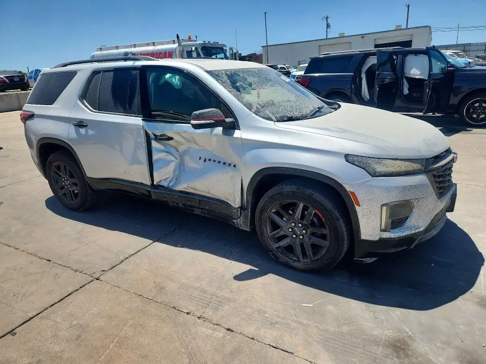 2022 CHEVROLET TRAVERSE PREMIER  