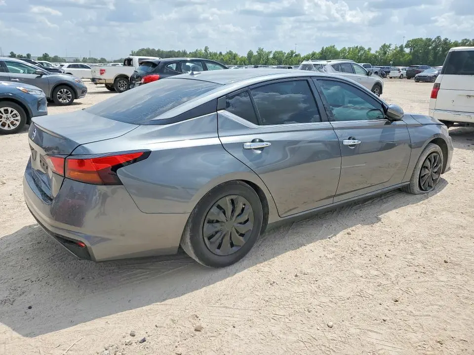 2020 NISSAN ALTIMA S  