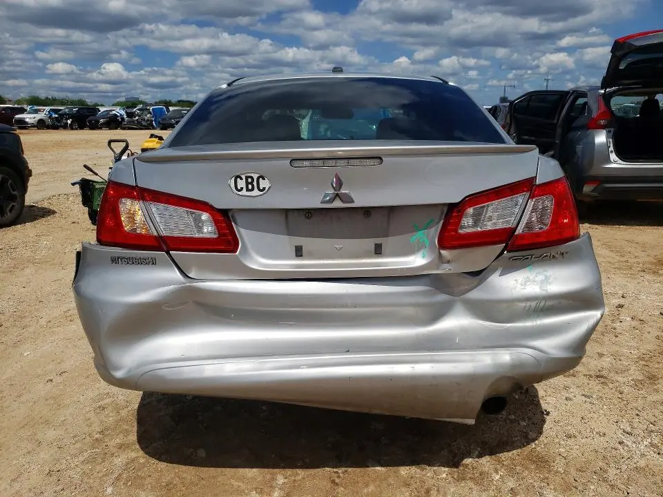 2012 MITSUBISHI GALANT ES  