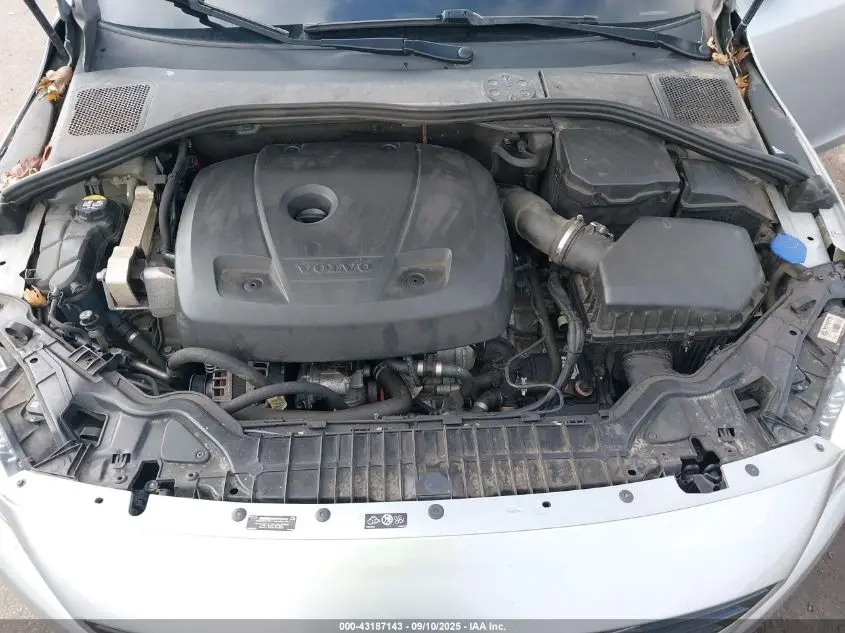 2017 VOLVO S60 T5 DYNAMIC