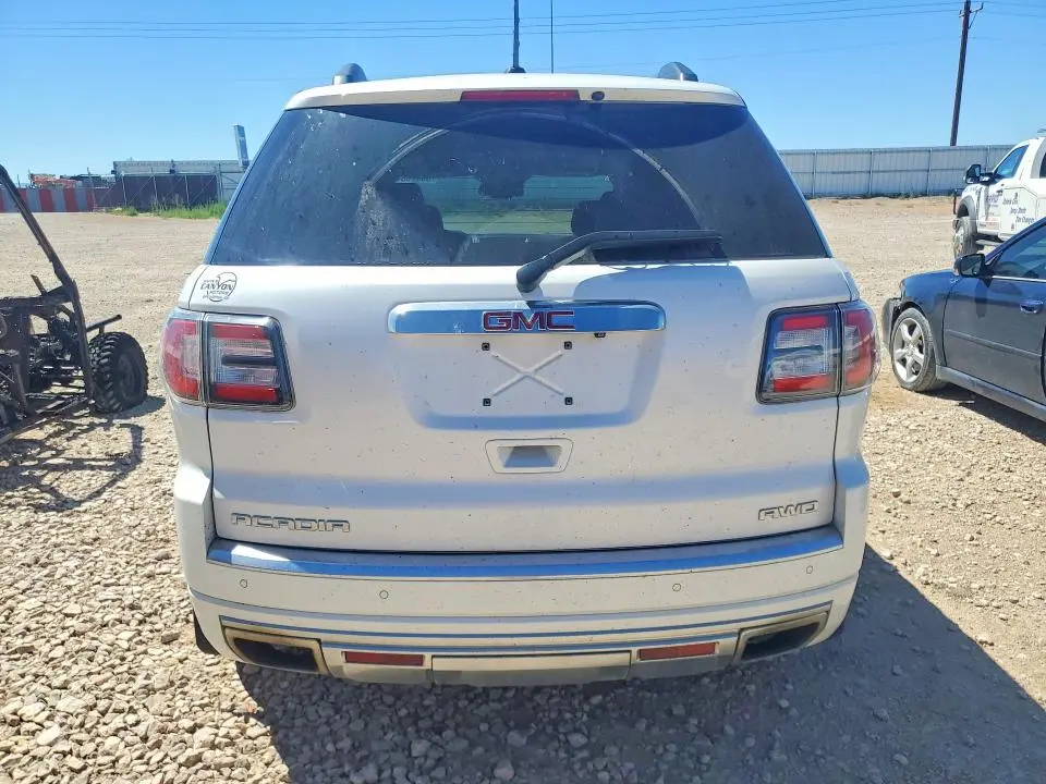 2016 GMC ACADIA DENALI  