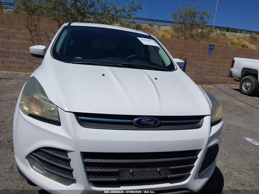 2016 FORD ESCAPE SE