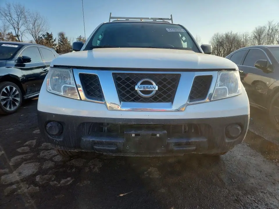 2017 NISSAN FRONTIER S  