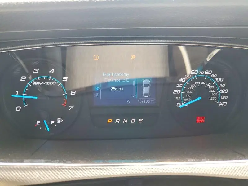 2015 FORD TAURUS SE  