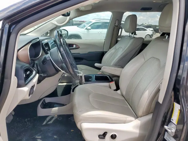 2017 CHRYSLER PACIFICA TOURING L PLUS  
